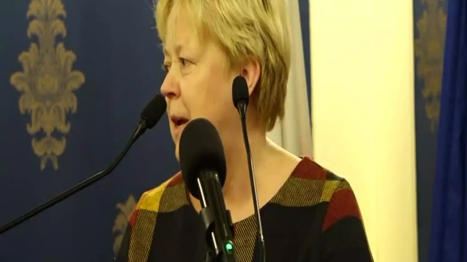 2024-11-21-sesja-nadzwyczajna-cntrum-uslug-spolecznych-glogow.mp4