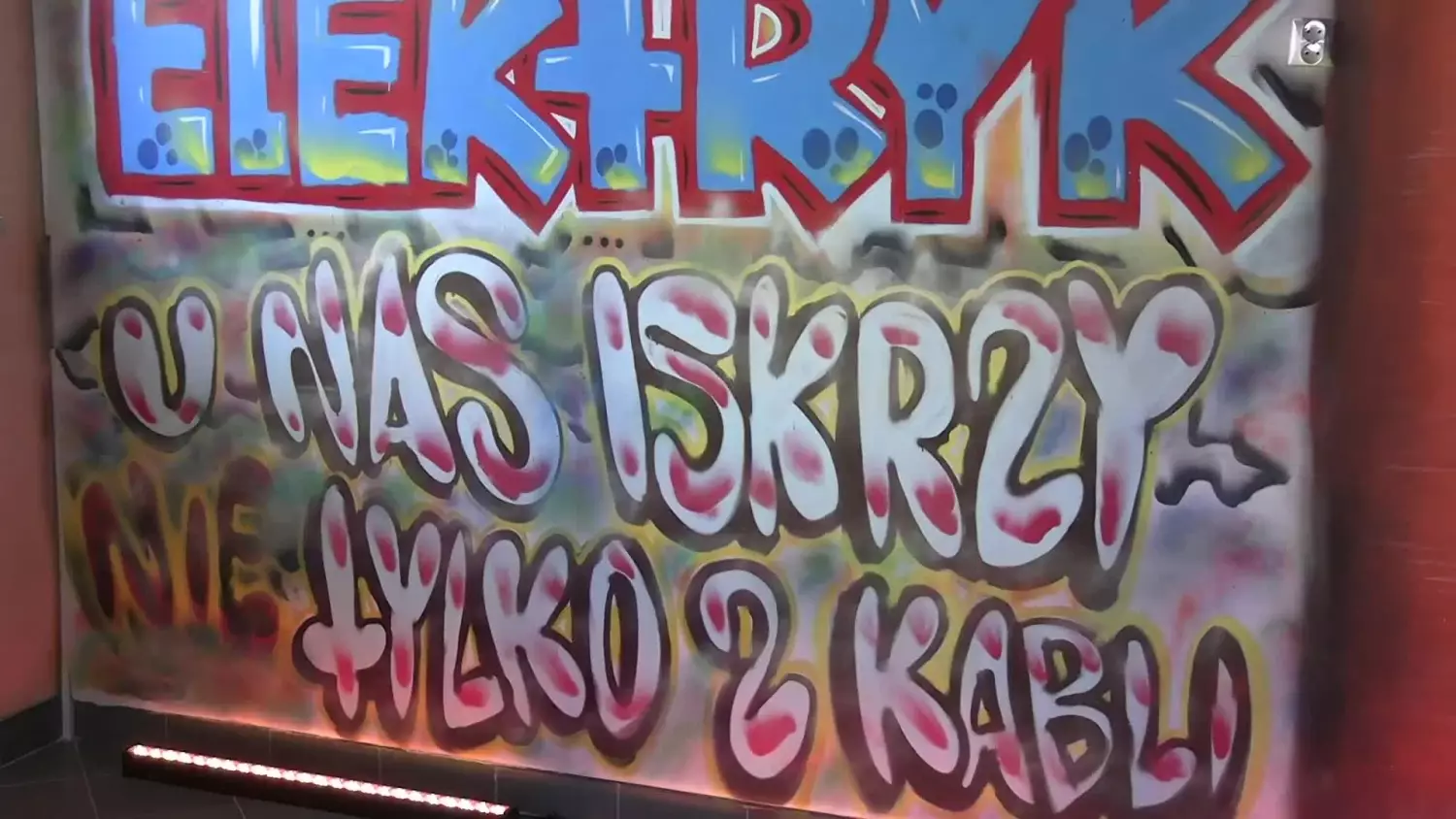 2025-03-13-mural-technicy-elektrycy-zs-polkowice.mp4
