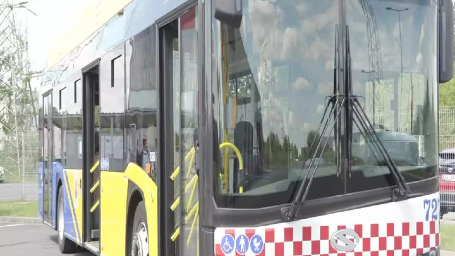 2025-05-08-umowa-autobusy-elektryczne-solaris-glogow.mp4