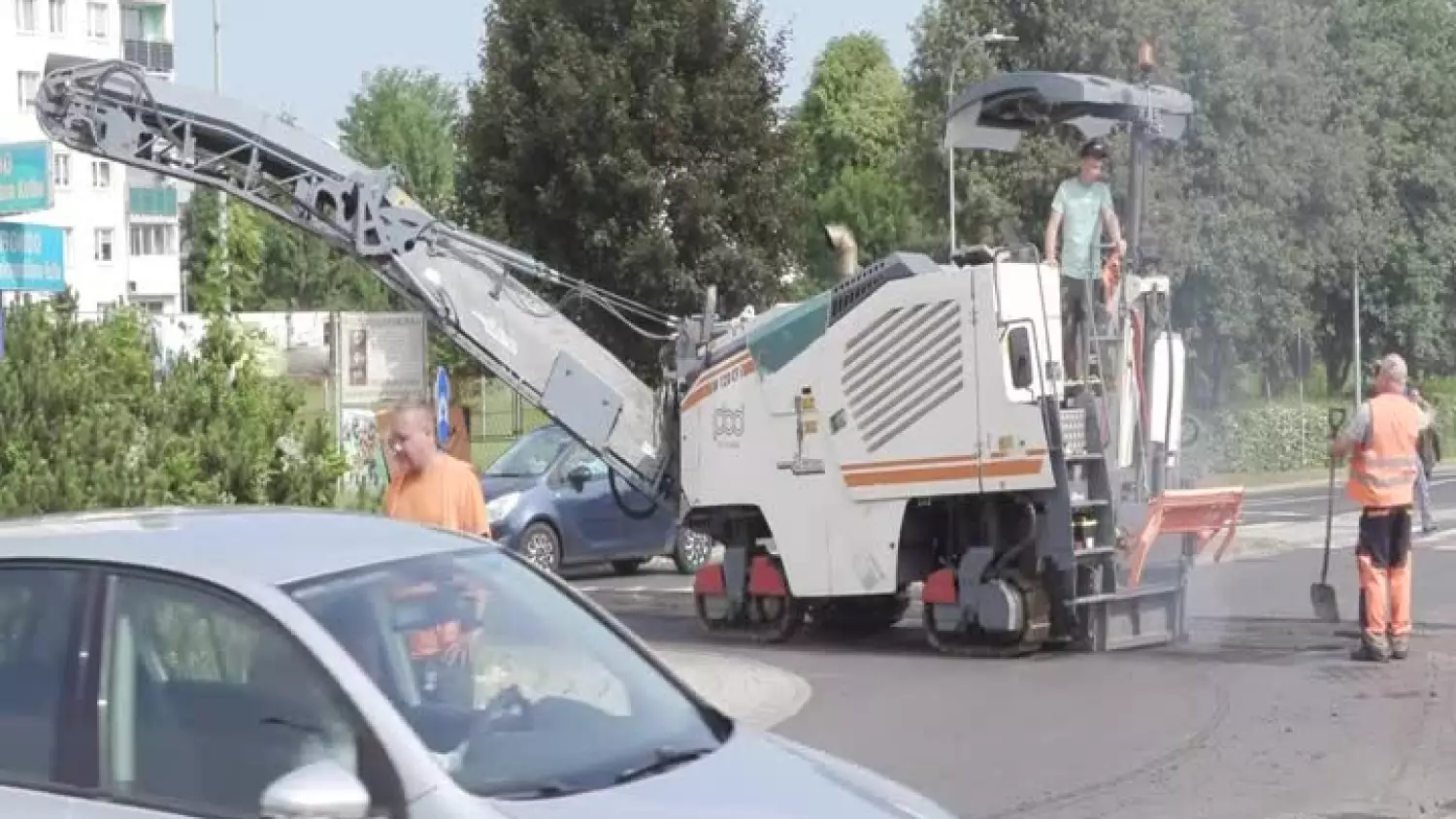 2025-06-04-latanie-dziur-glogow-001.mp4