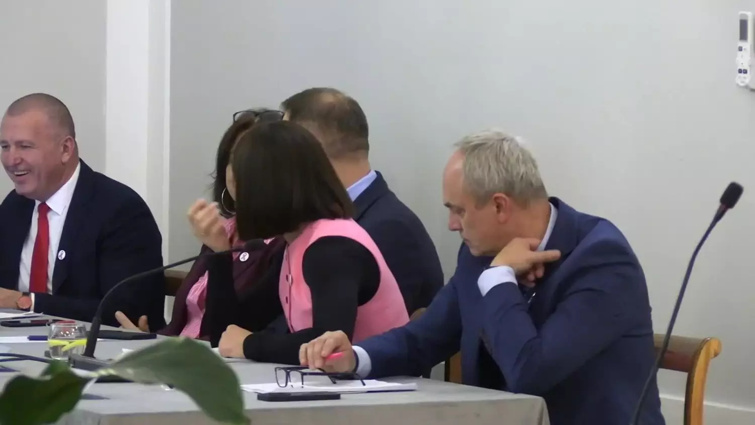 2025-10-27-ciek-kalina-oczyszczanie-gmina.mp4