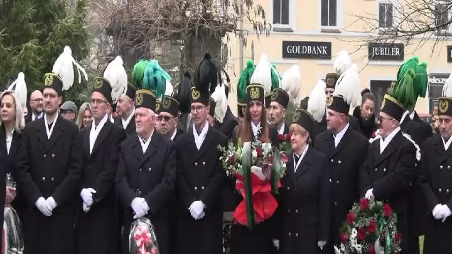 2025-12-05-kghm-uroczystosc-pomnik-jan-wyzykowski.mp4