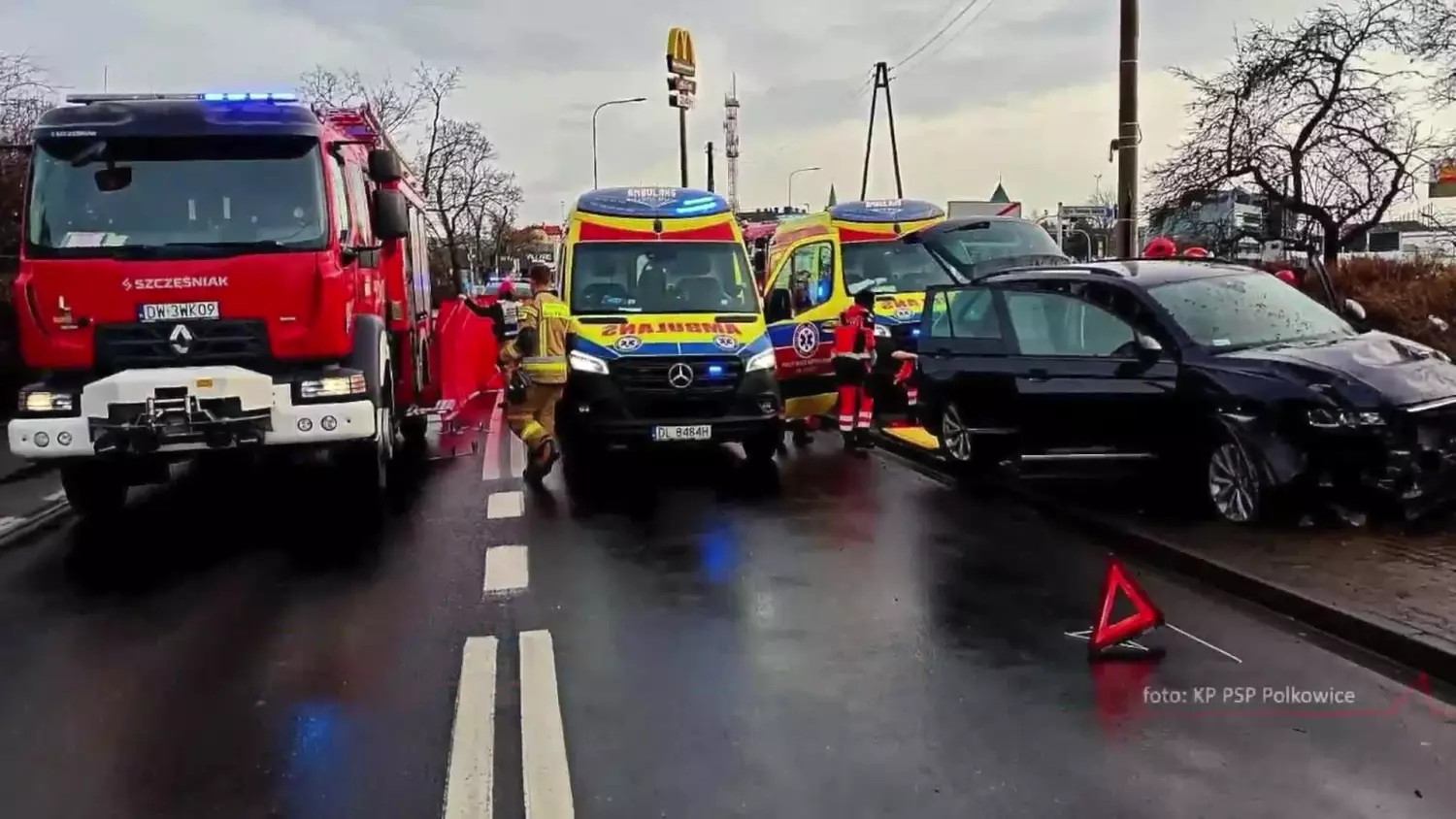 2025-12-10-wypadek-smiertelny-chocianowska-polkowice.mp4
