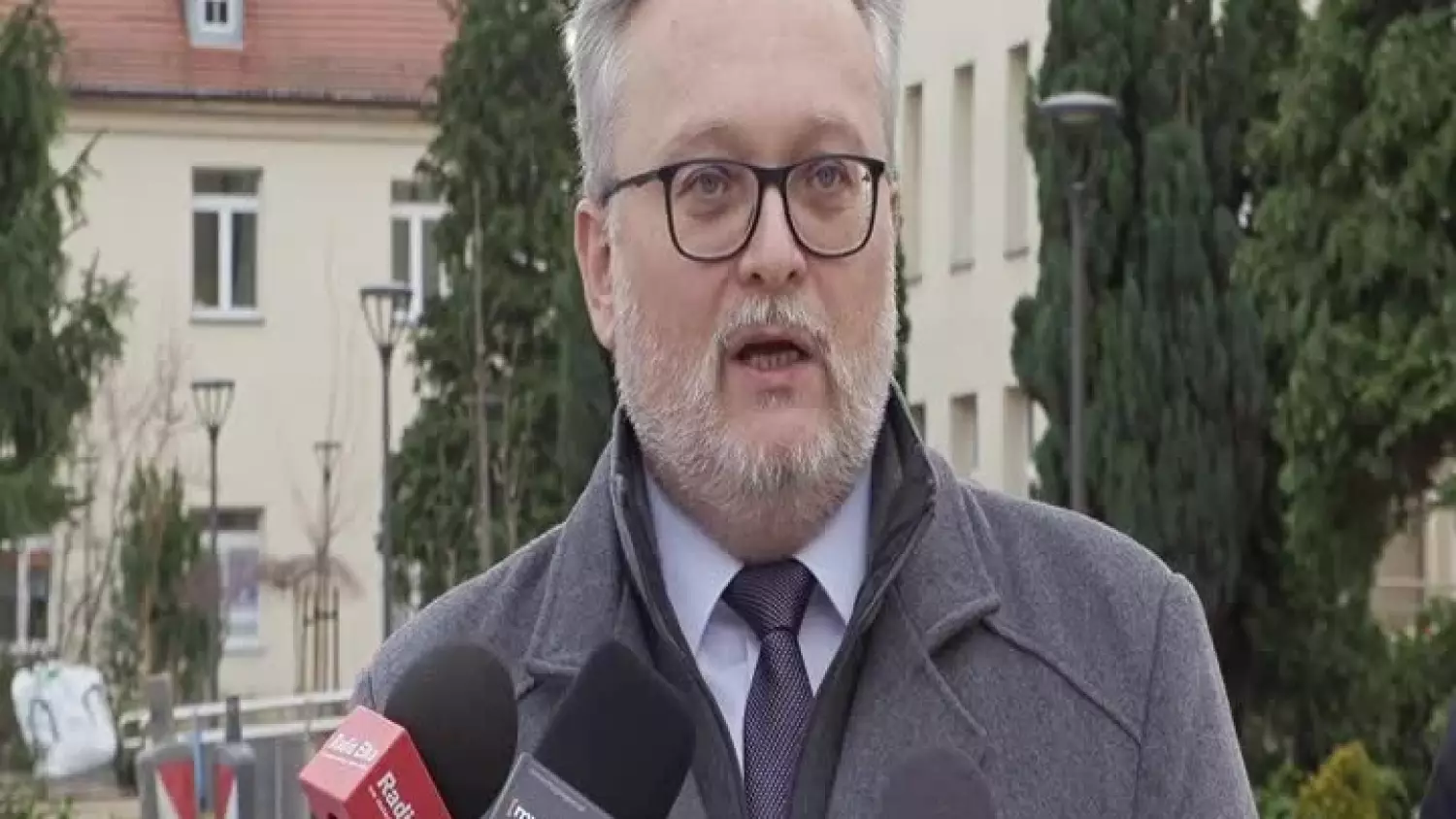 2025-12-09-konfederacja-konferencja-szpital-001.mp4