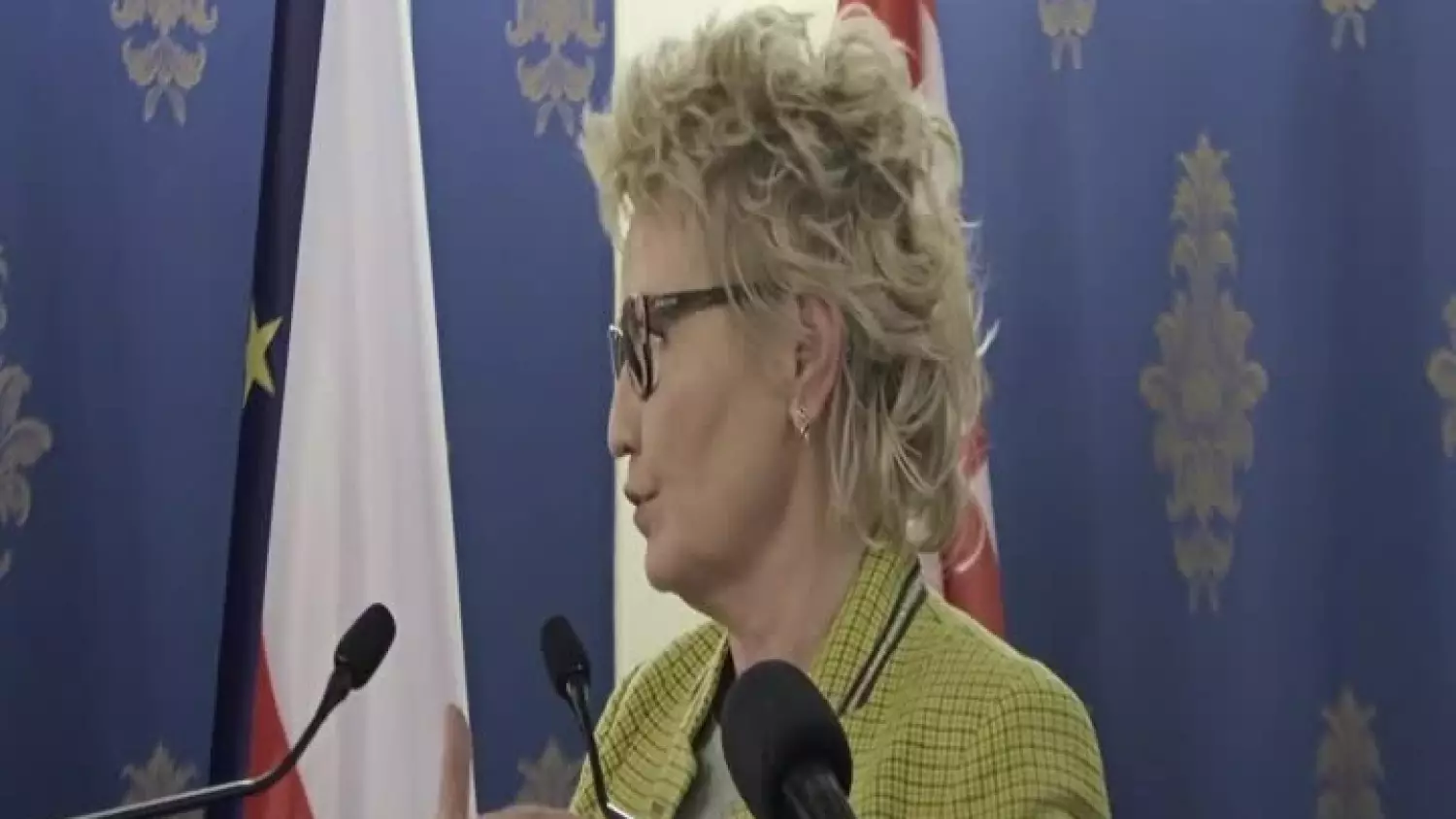 2025-12-29-sesja-miejska-szpita-social-media-glogow-001.mp4