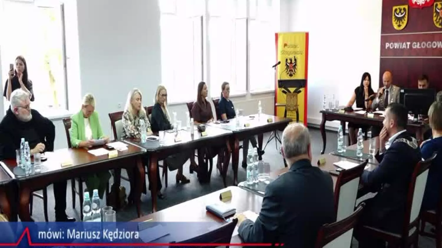 2026-02-18-cd-wezwanie-sesja-policja-powiat.mp4