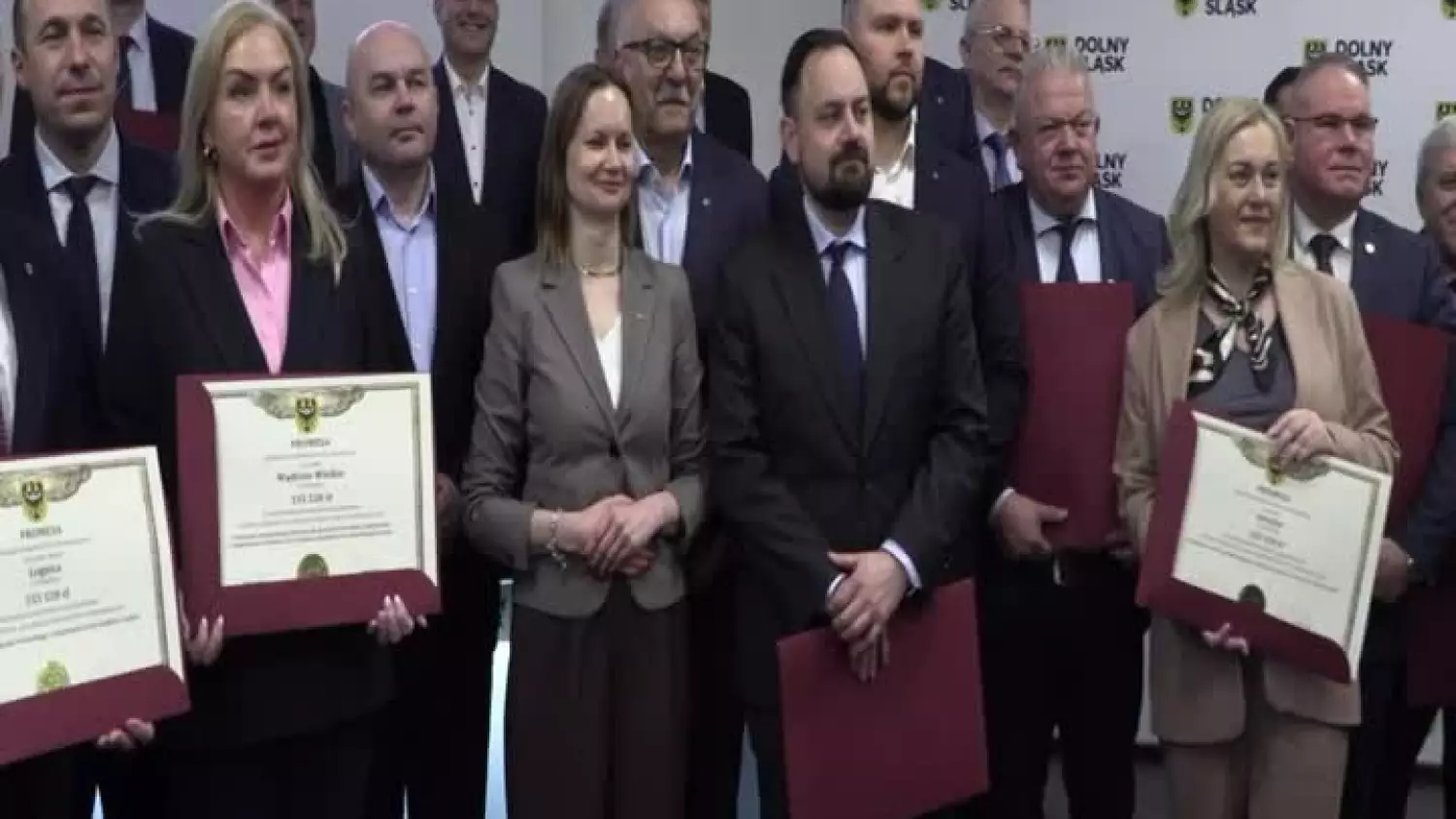 2026-04-10-promesy-urzad-marszalkowski-samorzady-powodz.mp4