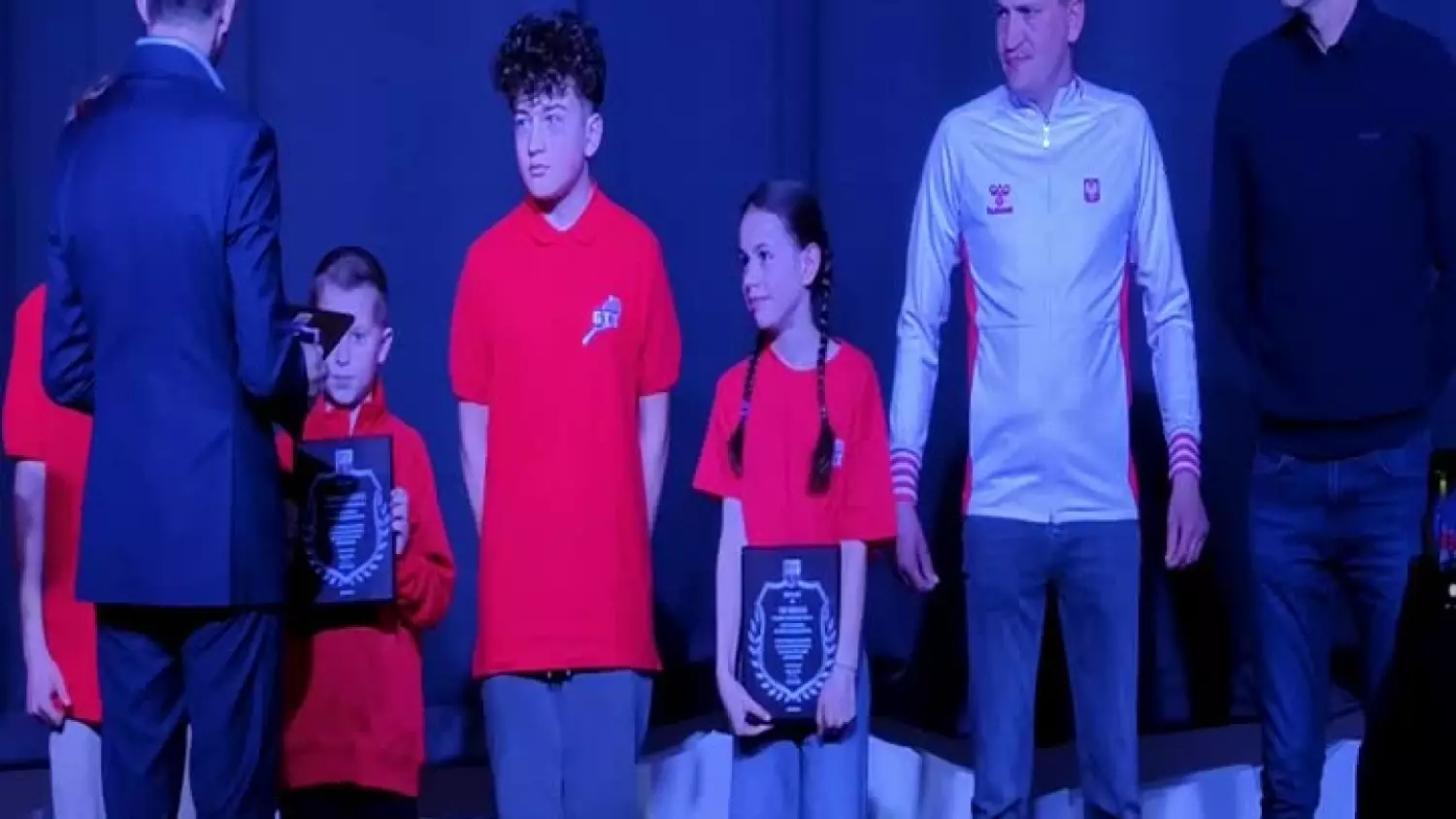 2026-04-17-podsumowanie-roku-sportowego-glogow-2025-001.mp4